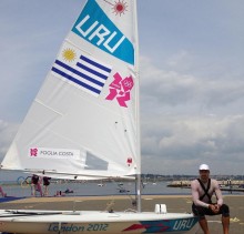 Alejandro Foglia, Charrúa de Oro para el Círculo. 