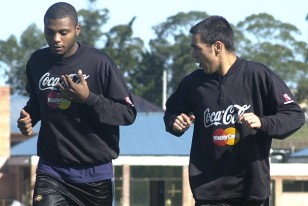 Marcelo Zalayeta y Alvaro Recoba en la selección de otros tiempos.