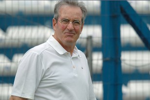 El Prof. Gesto en una imágen actual, lejos de aquel muchacho engominado que logró tantos éxitos formando dupla con Raúl Bentancor.  