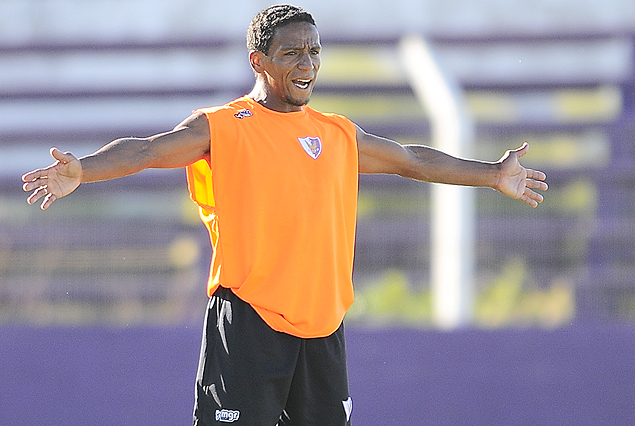 » Fénix Juan Alvez ahora frente a sus ex compañeros