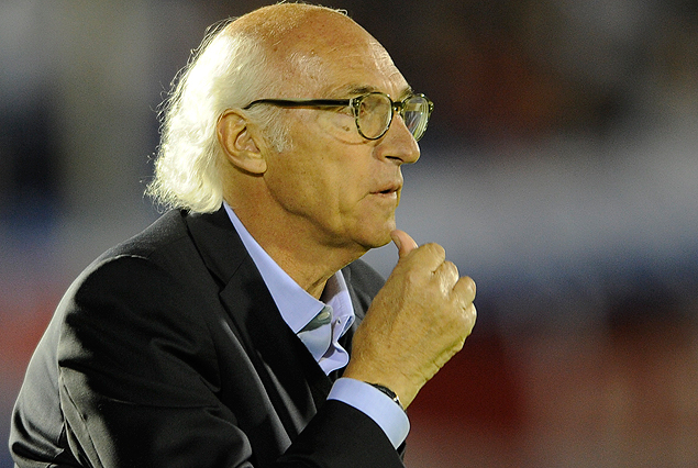 "Valoro la victoria y el trabajo de la defensa", afirmó Carlos Bianchi, entrenador de Boca Juniors.