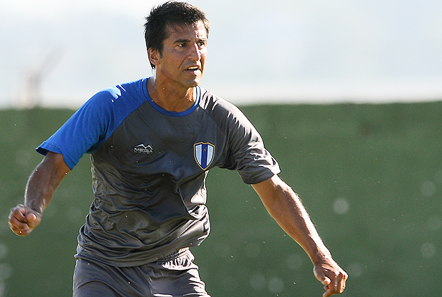 Marcelo Broli apronta su retorno en Juventud. 