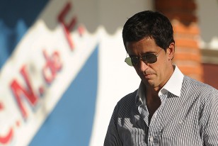 Gustavo Díaz emprende la retirada de Los Céspedes. Su ciclo de entrenador tricolor llegó a su fin.