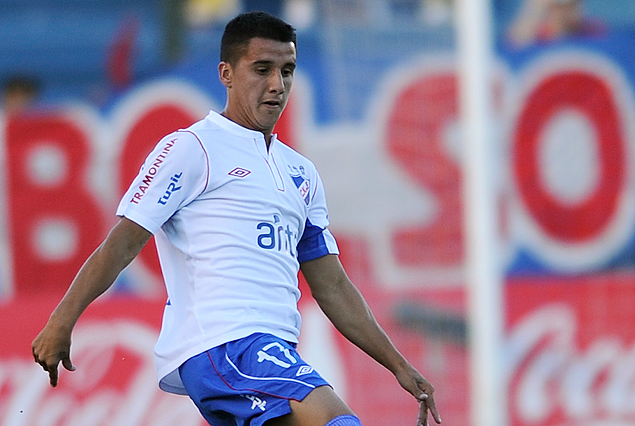 Hugo Dorrego en la imagen de su debut oficial con la camiseta de Nacional en el Parque Central.