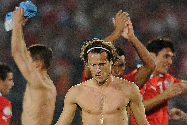 "No es solo la racha negativa, no estamos haciendo grandes partidos y no tenemos suerte", dijo un amargado Diego Forlàn.