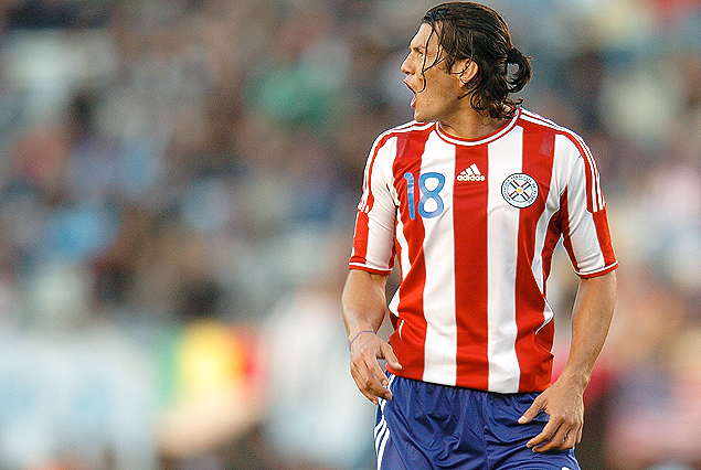Nelson Haedo Valdez, titular en el equipo de Paraguay.