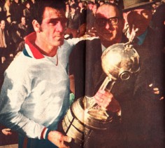 Luis "Peta" Ubiña y Miguel Restuccia y la Copa de Nacional Campeón de América 1971.