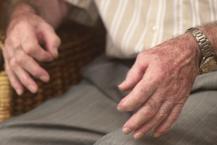 Las manos gloriosas de Aníbal Paz.