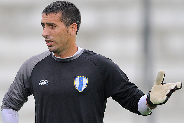 Adrián Berbia con chance de estar a la orden en Juventud. 