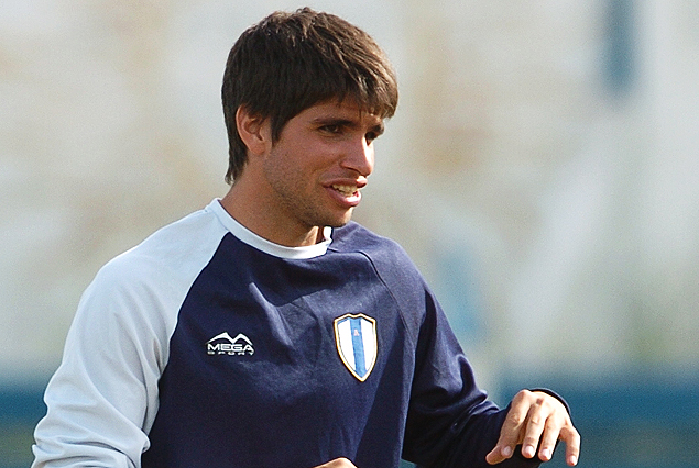 Rodrigo Cabrera continúa siendo pieza firme en la defensa de Juventud. 