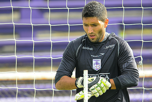 Martín Campaña seguirá en el arco de la viola.