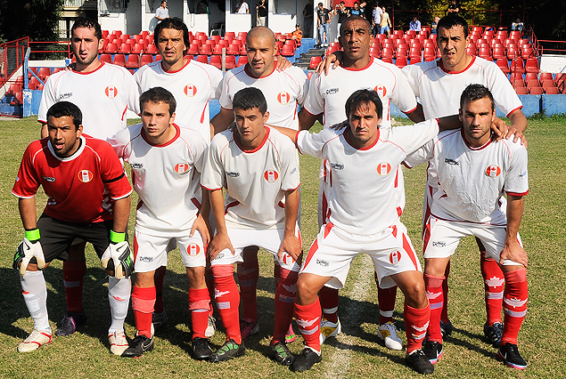 El formación de Canadian..