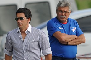 Juan Carlos Blanco toma la dirección técnica y Gustavo Díaz deja Los Céspedes.