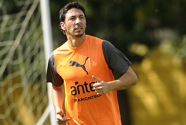 Juan Manuel Olivera vuelve de la suspensión a la ofensiva de Peñarol. 