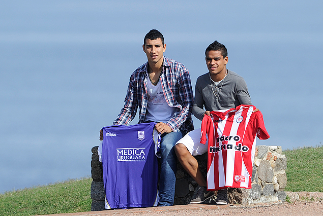 Emilio Zeballos y Cristian Techera, Defensor Sporting y River Plate en la punta del Clausura.