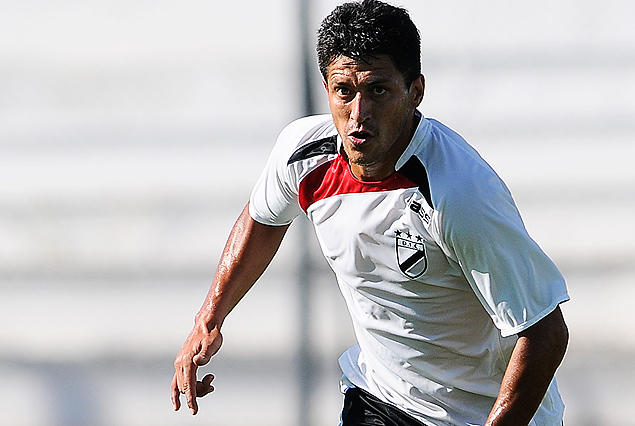 Fabián Canobbio, quiere jugar, y va a jugar el domingo frente a River Plate en el Saroldi.