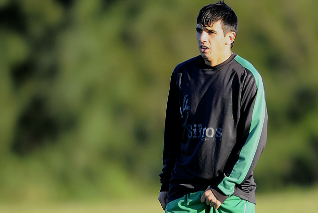 Carlos Daniel Acosta, hizo fútbol con los titulares el miércoles en La Tablada.