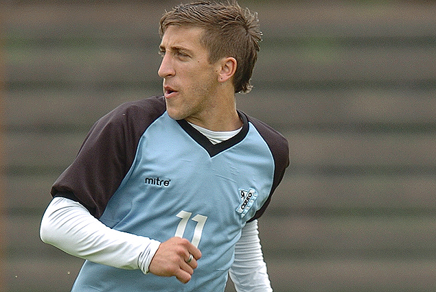 Andrés Ravecca volverá como  volante por derecha. 