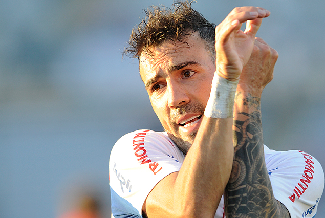 Vicente Sánchez convirtió el primer gol de Nacional y fue figura en los tricolores. 