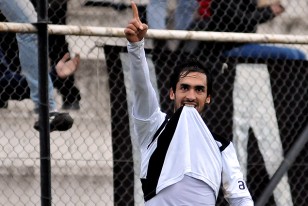 Sergio Leal, autor de tres goles para Danubio.