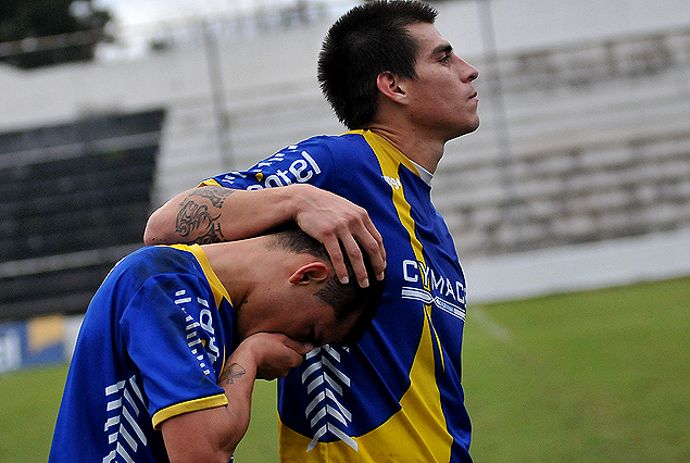 La imagen es una postal. Bella Vista sufrió la derrota ante Danubio y quedó condenado al descenso.