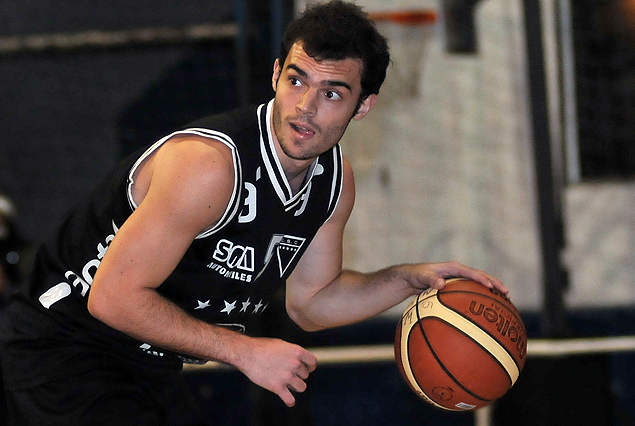 Ignacio Cambón, base de Capitol, que venció a 25 de Agosto el sábado.