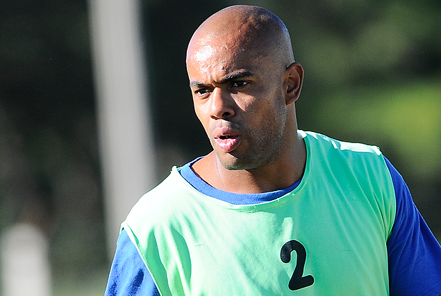 Caue Fernandes entrenó en El Tanque y el viernes llegó a Liverpool.