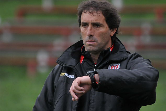 Guillermo Almada, entrenador de River Plate. 