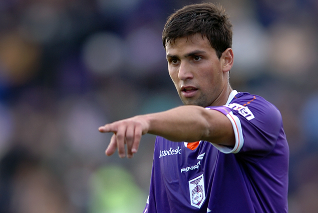 Mario Risso con chance de emigrar en el violeta.