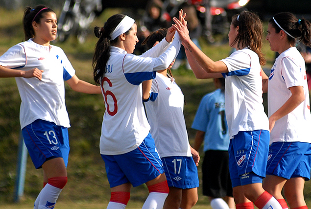 Nacional es líder de la Copa de Oro.