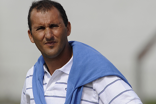 Osvaldo Canobbio seguirá en el Tanque Sisley. 