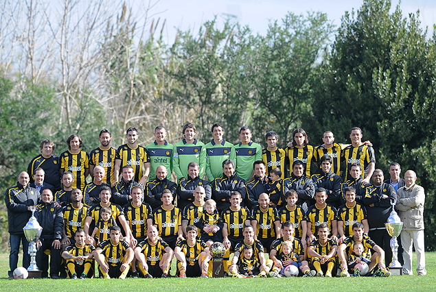 La foto del Campeón uruguayo 2012/2013 en Los Aromos.