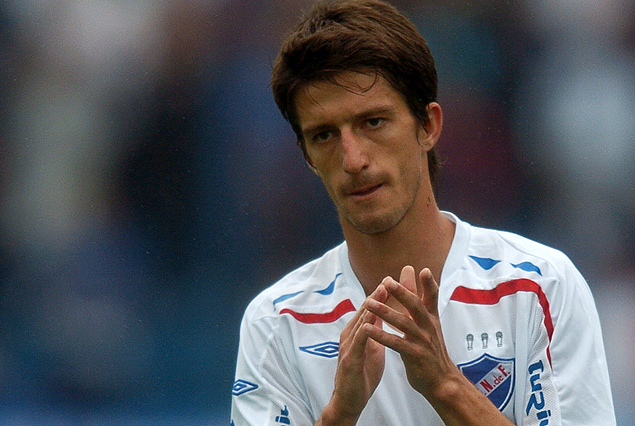 Alvaro Fernández seguirá su carrera en Argentina: Gimnasia y Esgrima La Plata.. 