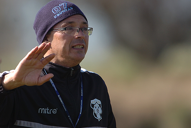 Alfredo Arias, dio el visto bueno para la contratación del punta nigeriano Emanuel