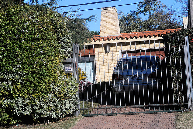 Esta mañana de miércoles, la casa de la calle Santa Mònica en Carrasco Norte, donde se llevó a cabo el casamiento de Diego Forlàn.