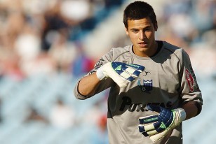 Guillermo De Amores en su debut ante Nacional en el Estadio Centenario.