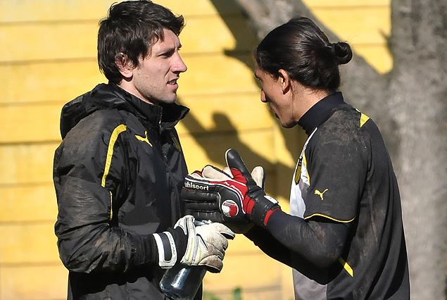 Los arqueros en Los Aromos: Danilo Lerda y Juan Castillo. 
