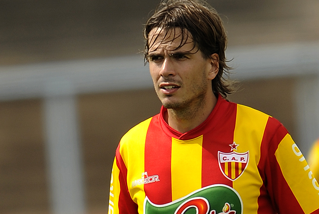 Renzo Pozzi se integró al plantel de Juventud, que el martes juega amistoso ante Nacional. 