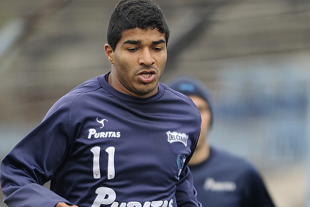 Rodrigo Aguirre anotó el primer gol de Liverpool en el amistoso ante Ituzaingó