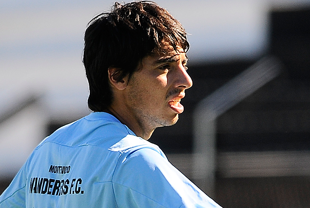 Gastón Rodríguez en la ofensiva de Wanderers.