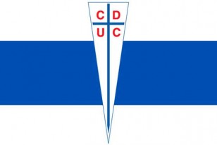 Escudo de la Universidad Católica.