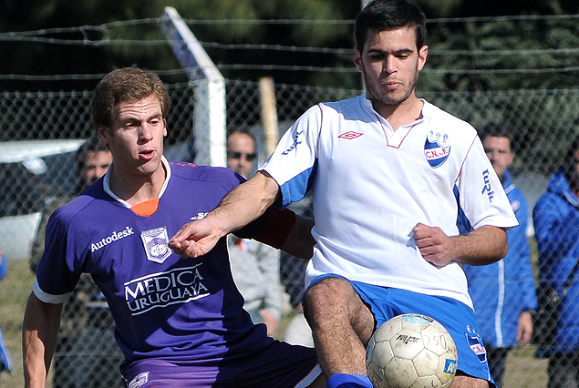 Defensor Sporting y Nacional jugaron en formativas. 