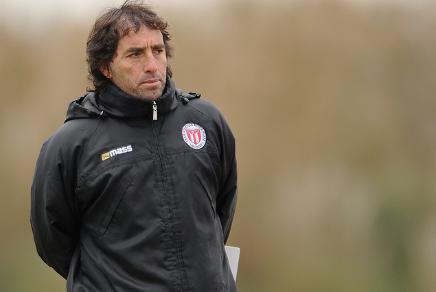 Guillermo Almada, entrenador de River Plate.