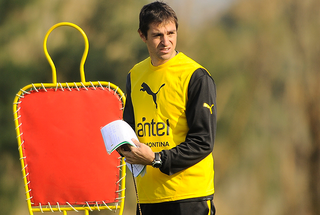 Diego Alonso, entrenador de Peñarol.