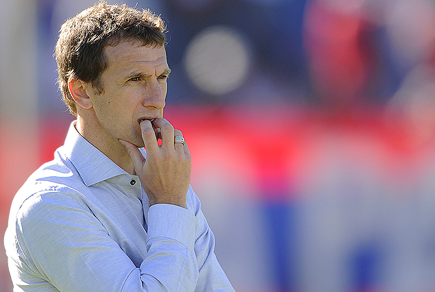 Rodolfo Arruabarrena en su debut ante Bella Vista, el 7 de abril. Nacional ganó 4:3.