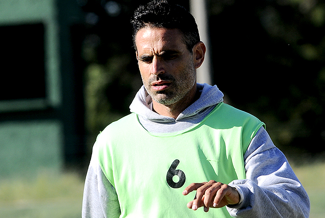 El zaguero Bruno Piano pronto para volver.