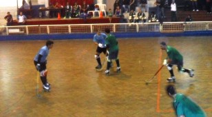 Hockey en el Platense Patín Club.
