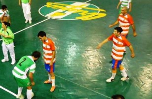 Jave de Treinta y Tres pasó a semis.