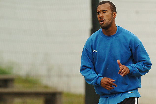 Adolfo Lima, retorna a Cerro Largo, en préstamo por un año y opción de compra definitiva.
