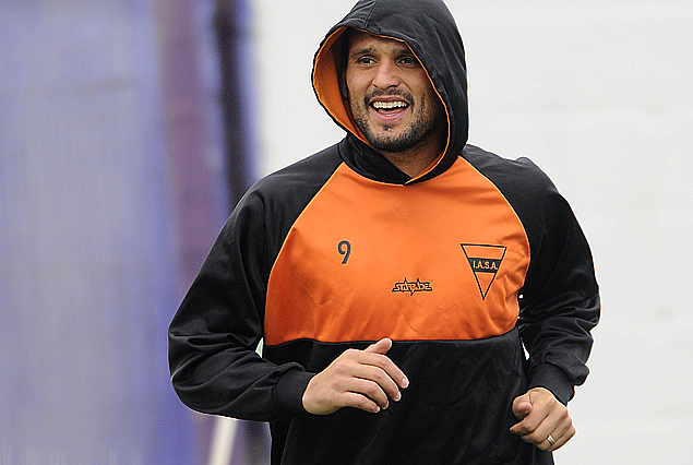 Gonzalo Malán en la ofensiva de Sud América en primera. 